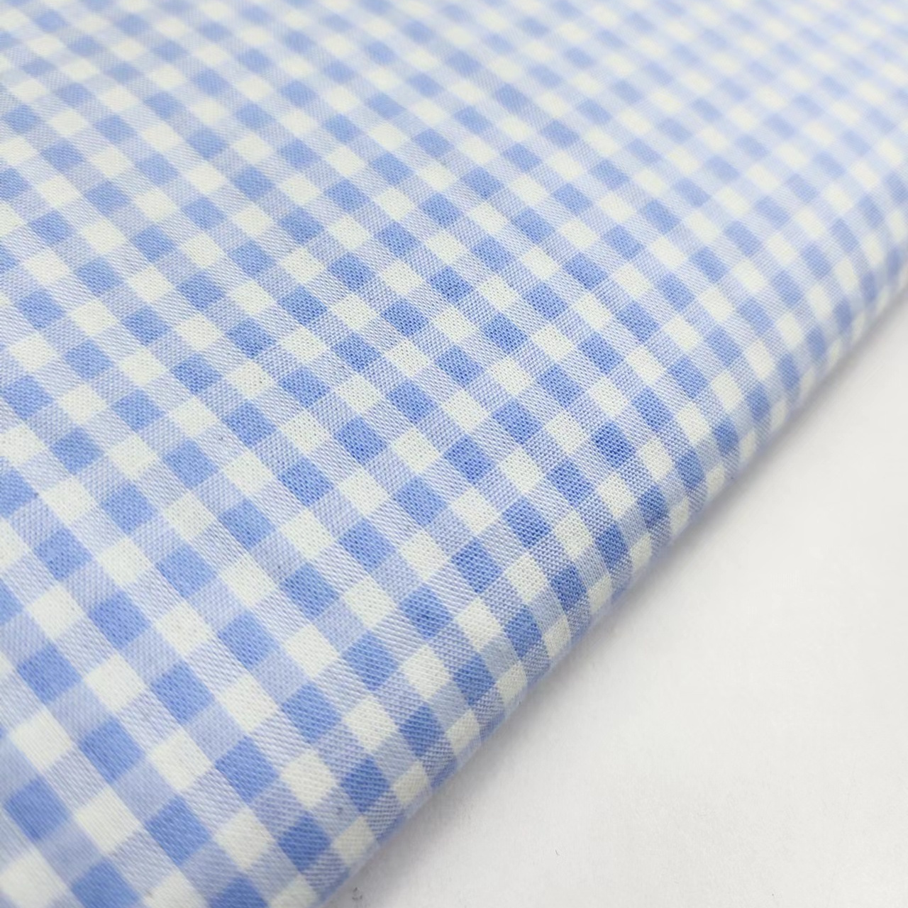 100% cotton woven yarn dyed check  plaid pattern stock lot gingham  poplin fabric from china