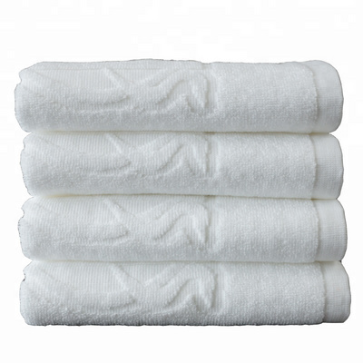 Professional custom white towel 100% pakistan cotton plain hand towels with jacquard logo for hotel