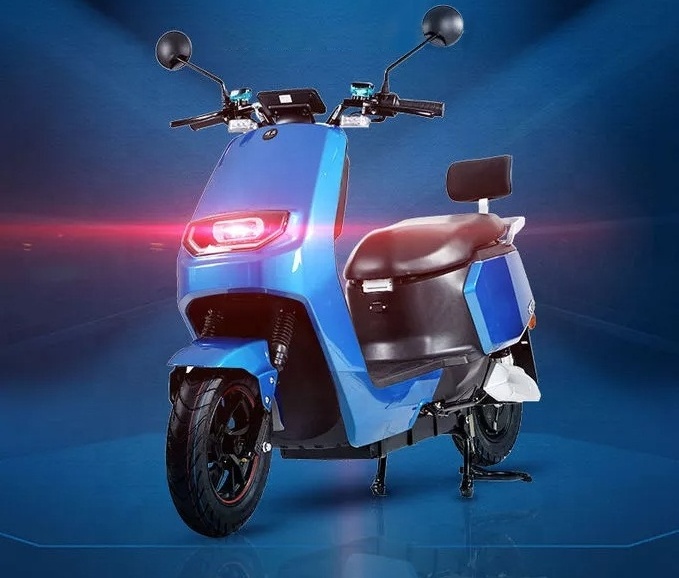 HAMA Long Endurance Electric Scooter 2000w  electric pedal moped two wheels electric moped 72v fast speed electric mobility bike