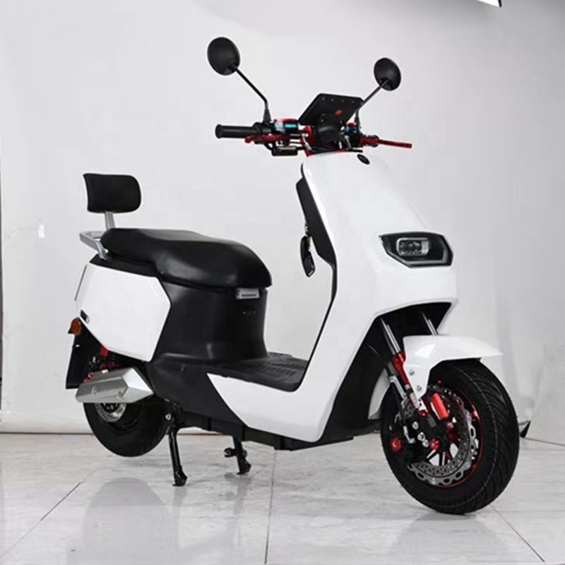 HAMA Long Endurance Electric Scooter 2000w  electric pedal moped two wheels electric moped 72v fast speed electric mobility bike