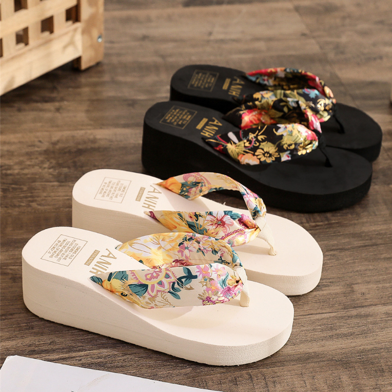 2023 New Summer Fashion Ladies Platform Beach Flip Flops Wedge Slippers for Women PVC PU Rubber Women's Summer Flat Shoes 1pcs