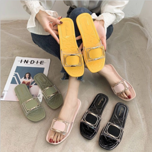 The New 2024 Square Buckle Slippers Outdoor Vacation Flat Shoes Soft Sole Flip Flops Beach Slippers Sandals For Women And Ladies