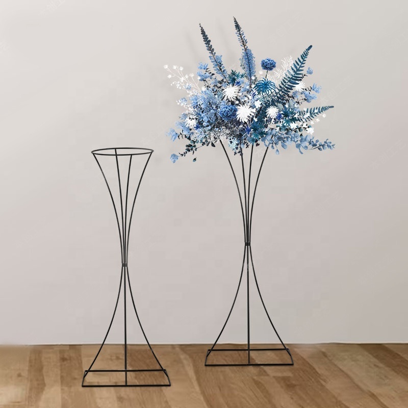 Customize Tall Floor Vase Geometric Wedding Centerpieces for Tables,  Metal Floor Vase Black Flower Stand for Wedding