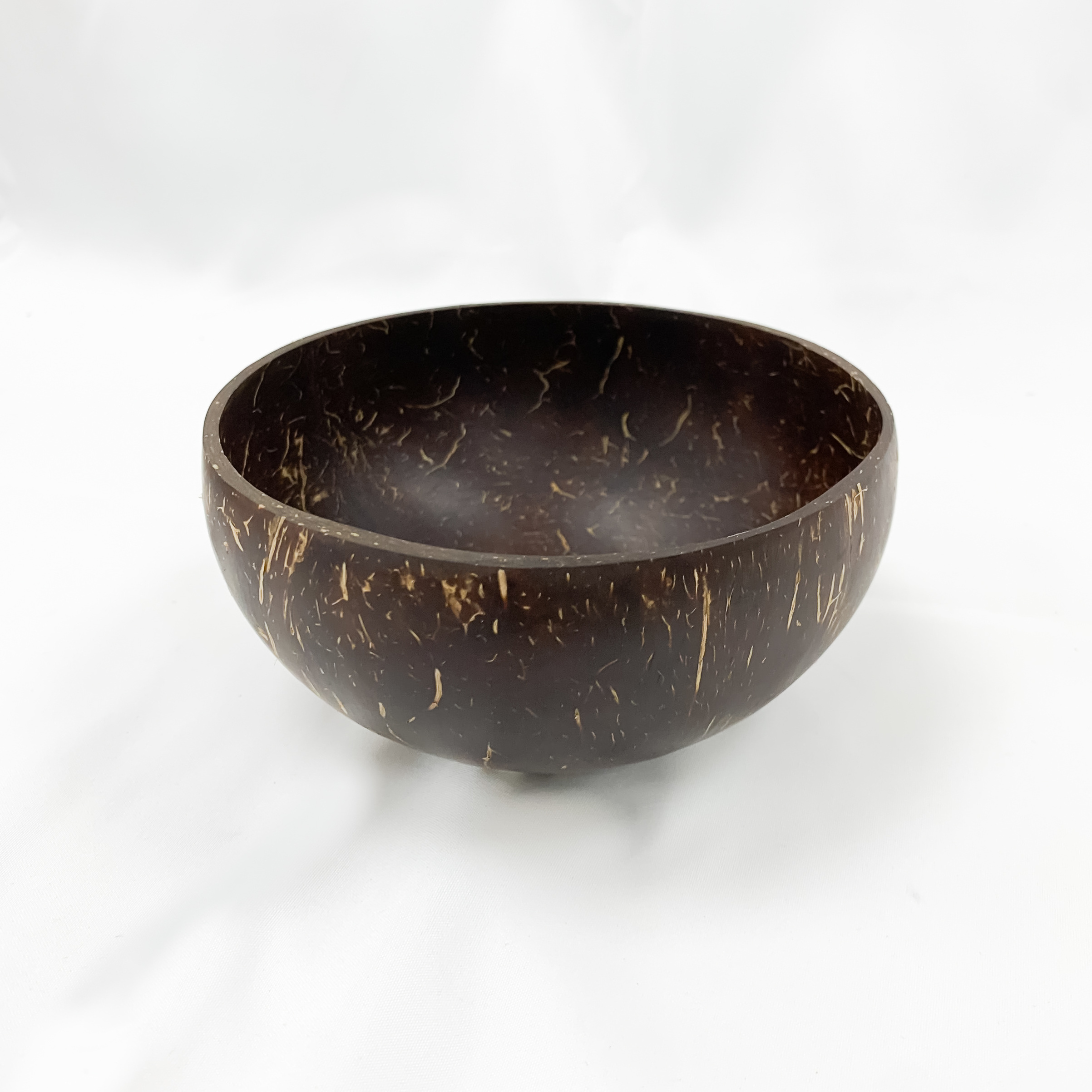 Eco-Friendly Round Coconut Shell Bowl for designed to meet the needs of families and tourist destinations made in Vietnam