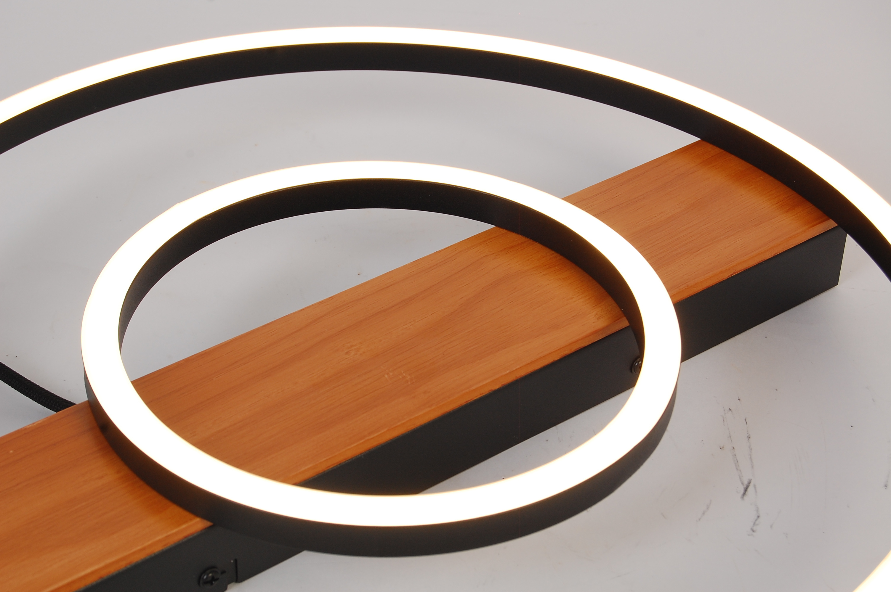 LED Home Light Wood Lamp Design 36W Ceiling Base