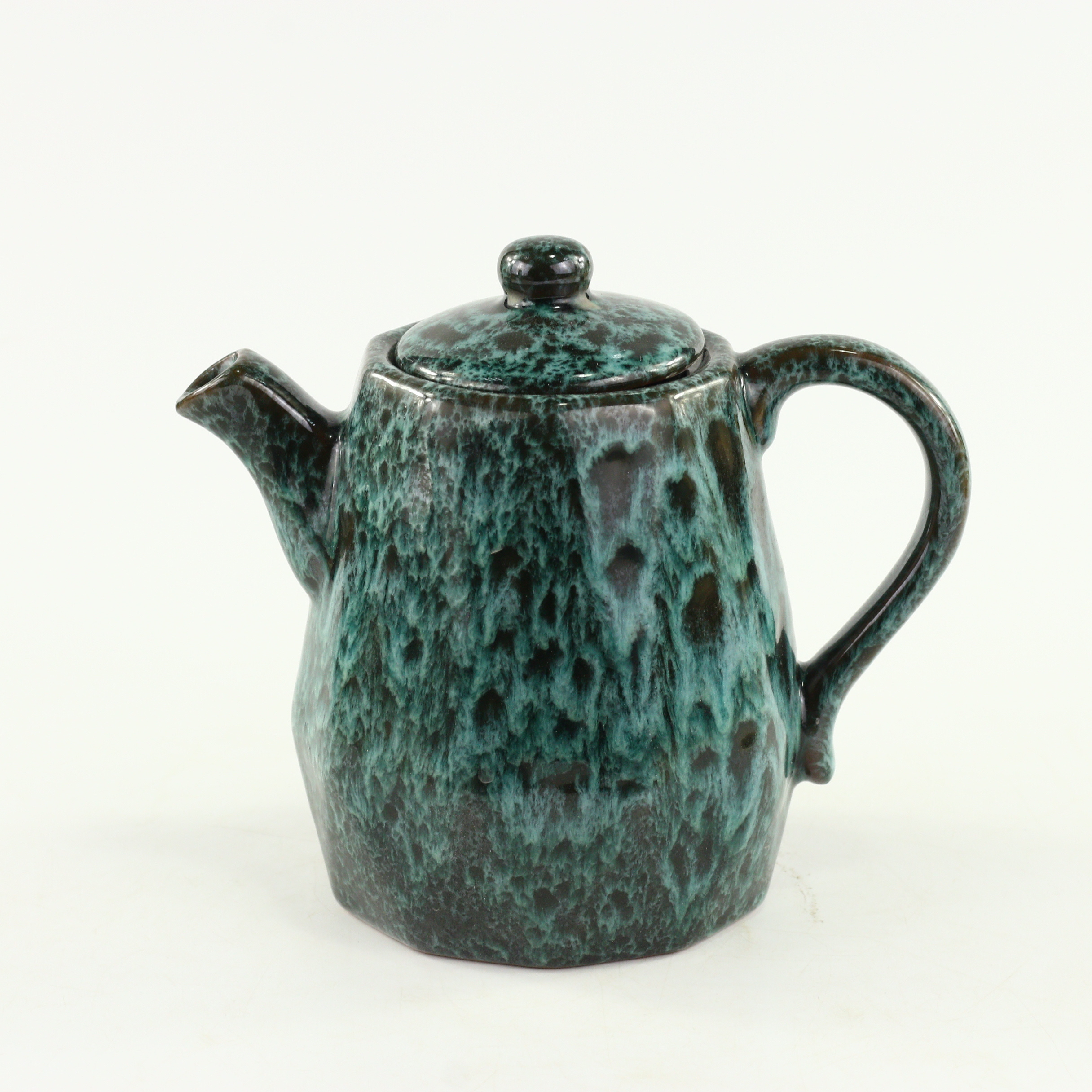 Ceramic Tableware Emerald Pitcher Porcelain Reactive Glaze Water Jug Terracotta Water Jug Clay Pitcher