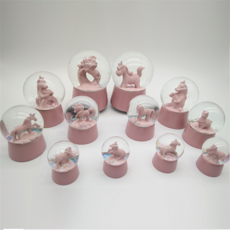 Princess Room Decoration Polyresin Musical Snow Globe Ball