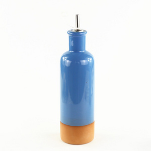 China Wholesale Ceramic terracotta kitchenware stoneware Vinegar bottle Olive Oil Bottle