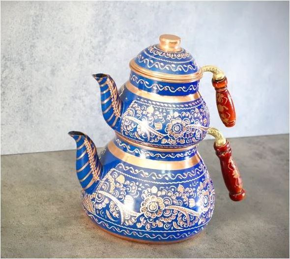 Blue wood brass handle  tea kettle copper teapot for hotel restaurant home kitchenware coffee pot made in India 2023 wholesale