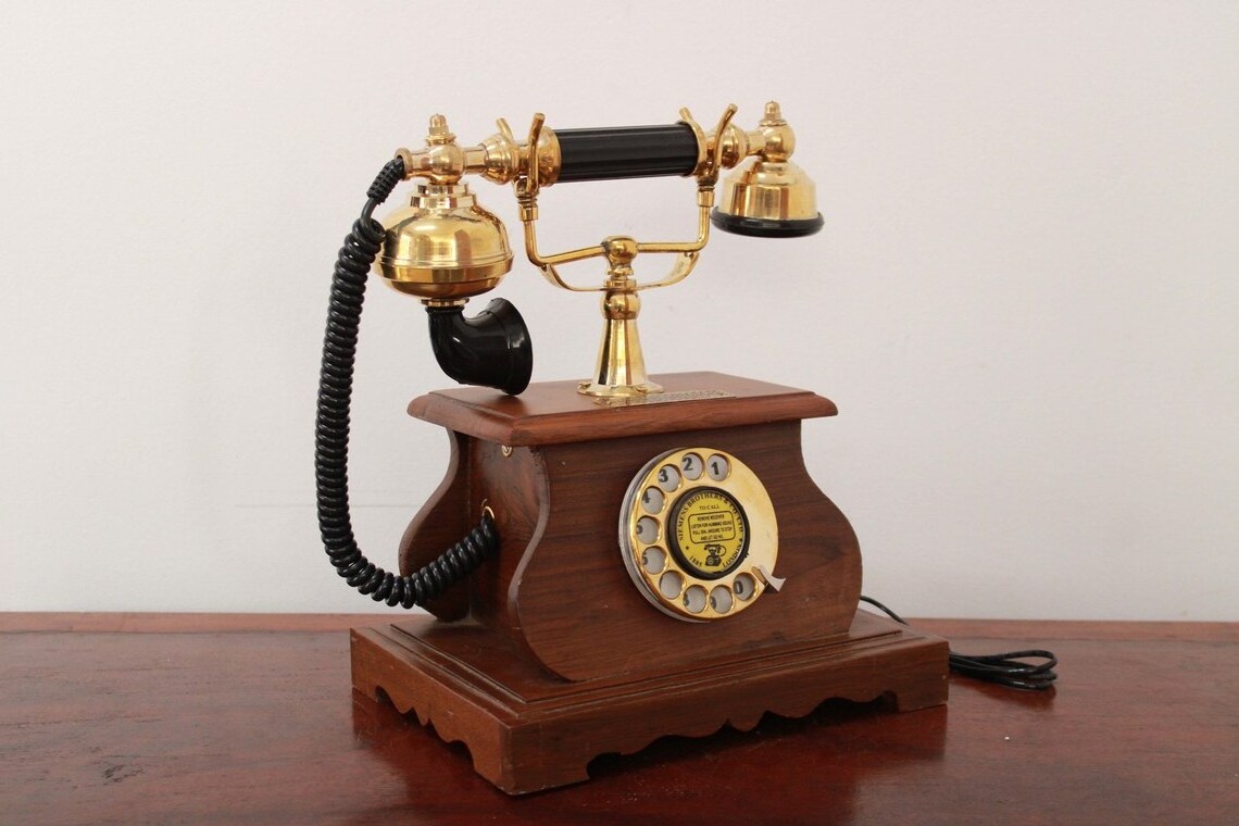 Brass and wood rotary dial telephone for office home decor living room antique interior dial phone retro tabletop decoration