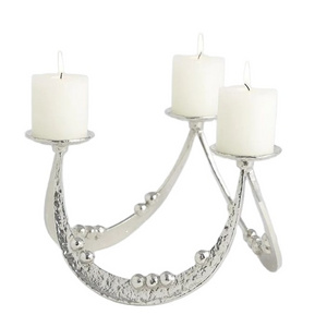 Creative design Tabletop Candelabra Candlestick For Home Hotel Wedding Hot Selling Commercial Buyers made matel india Wholesale