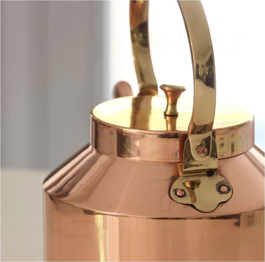 Luxury design tea kettle copper teapot new classic wholesale for hotel restaurant home kitchenware coffee pot made in India 2023