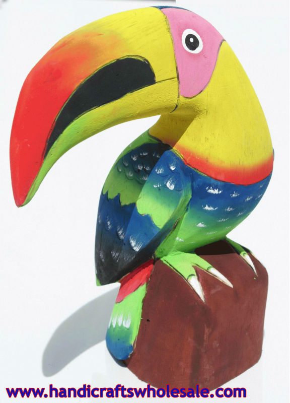 Colorful Toucan of Balsa Wood Carving, Wooden Sculpture Bird, Wood Carvings for Sale, Traditional Woodcarving of Ecuador