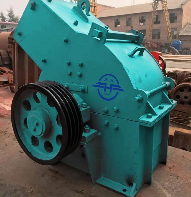 Mobile Mini Tracked Limestone Artificial Brick Sand Producing Maker Mill Hammer Pto Debris Building Construction Waste Crusher