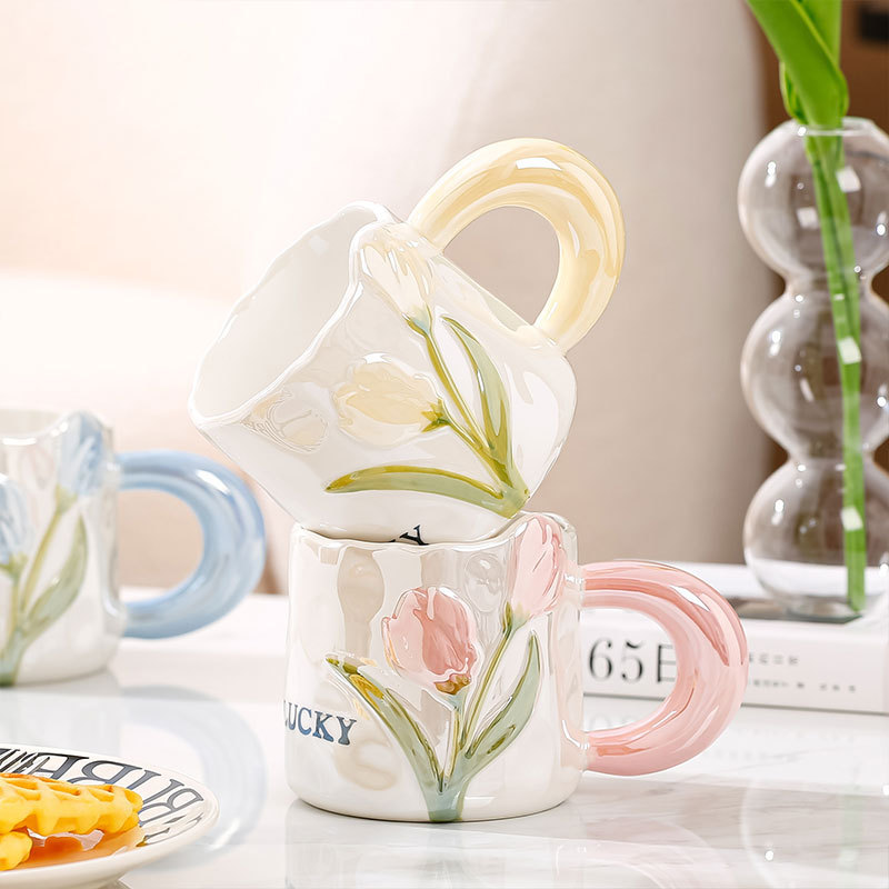 Women Cute 380ml Tulip Ceramic Mug Hand Gift Cute Couple Coffee 3d Flower Ceramic Cup Teacher's Day Birthday Gift Cups