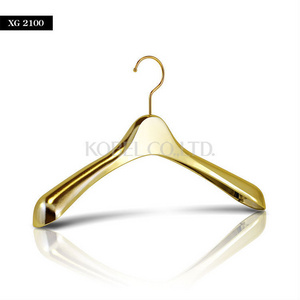 Japanese Elegant Plastic Gold Hanger for casual dress XG2100_0008 Made In Japan Product Jacket Hanger Dress Hanger