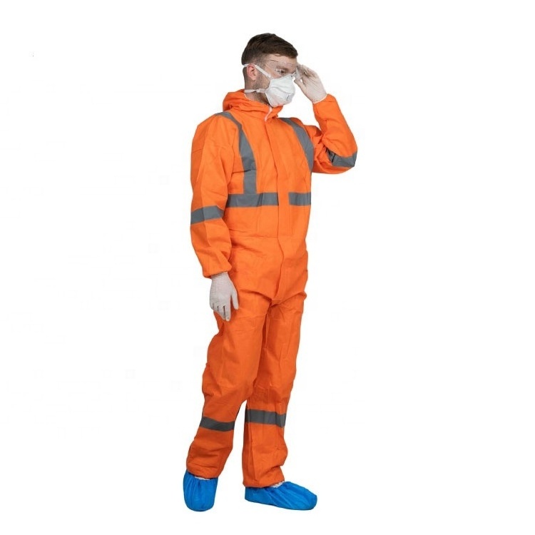 Customized Disposable Coverall Suit  With Hooded For Work Wear Coverall Disposable Overalls PPE Microporous Coveralls