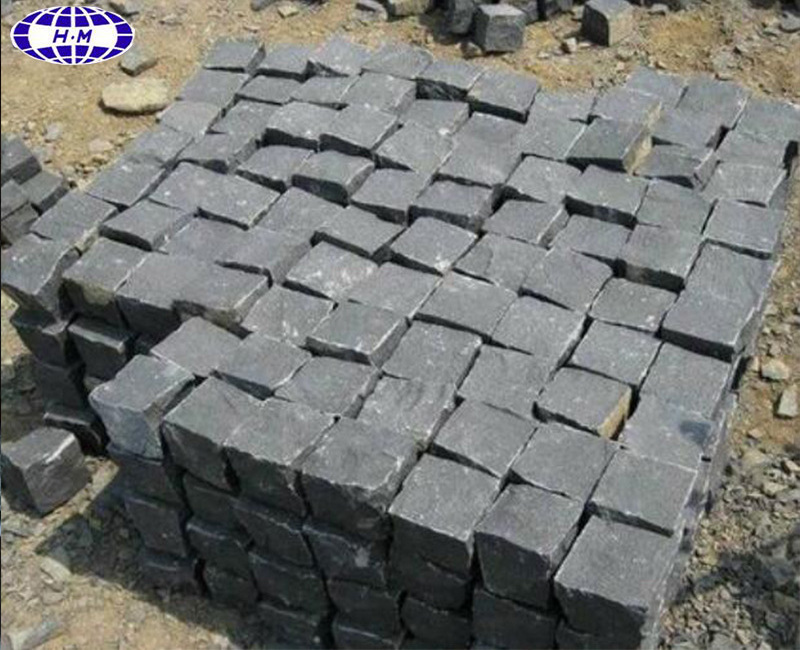 Nature Split Driveway Cobble Stone Meshed Nature Black Basalt Pavement Stone