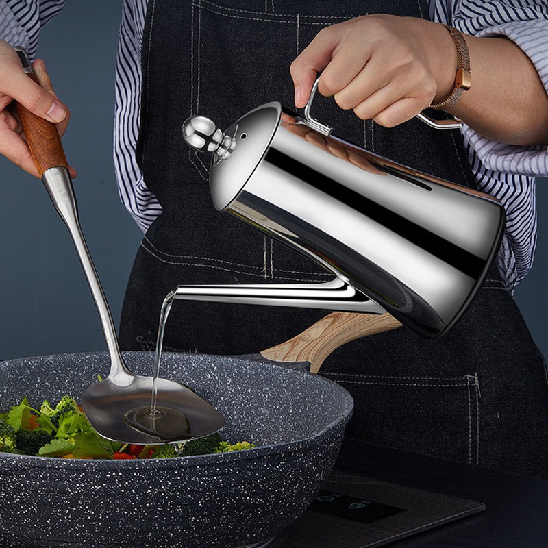 1.3L Stainless Steel 304 Kitchen Accessories Olive Oil Bottle Vinegar Dispenser Sauce Seasoning Batcher Can Pots Oil Container