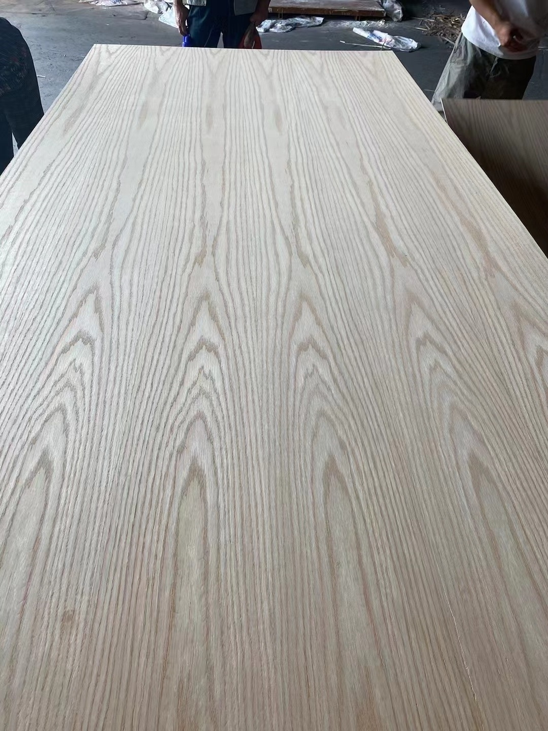 Wholesale Red Oak Plywood sheet 4x8 ft  3mm oak plywood colorful veneer melamine laminated plywood