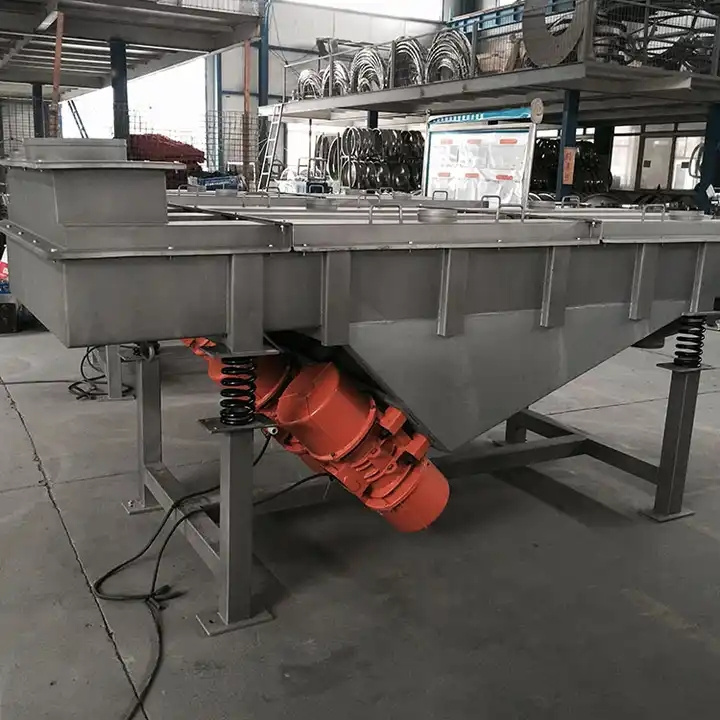 High efficiency linear vibrator screen vibrating mine vibrator mechanical screen sieve