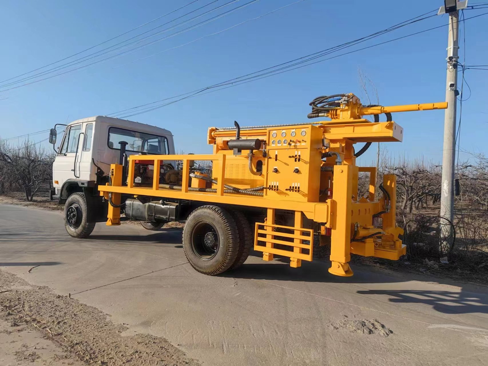 factory Outlet 100m 150m 200m 300m 350m 600m Steel Crawler Mounted Water Well Drilling Rig Machine factory price