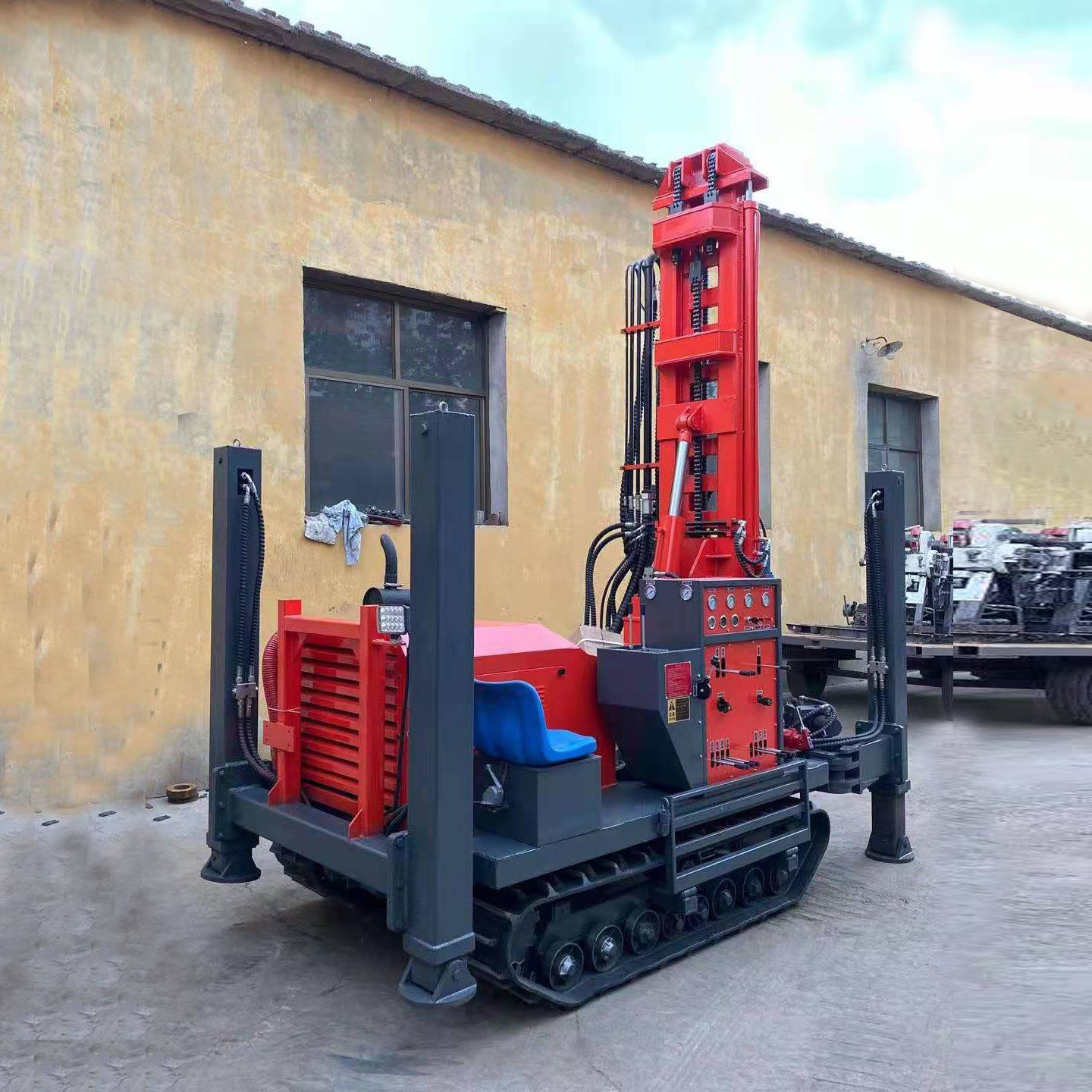 Truck mounted water bore well drilling machine Cheap price air compressor water well drilling rig machine for sale