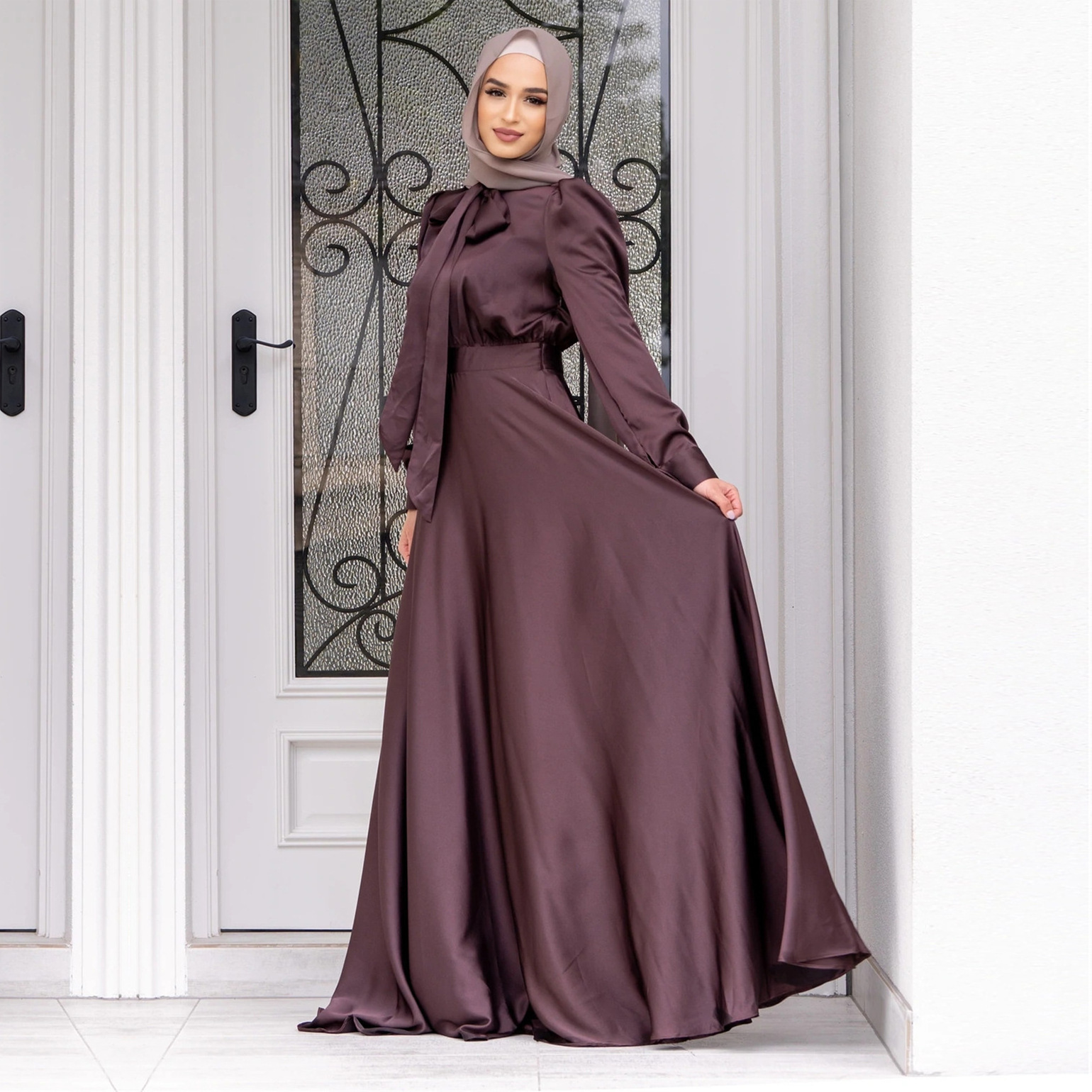 Summer New Turkish women's waist silk satin dress Islamic Arabic soft long sleeve rope skirt Muslim abaya