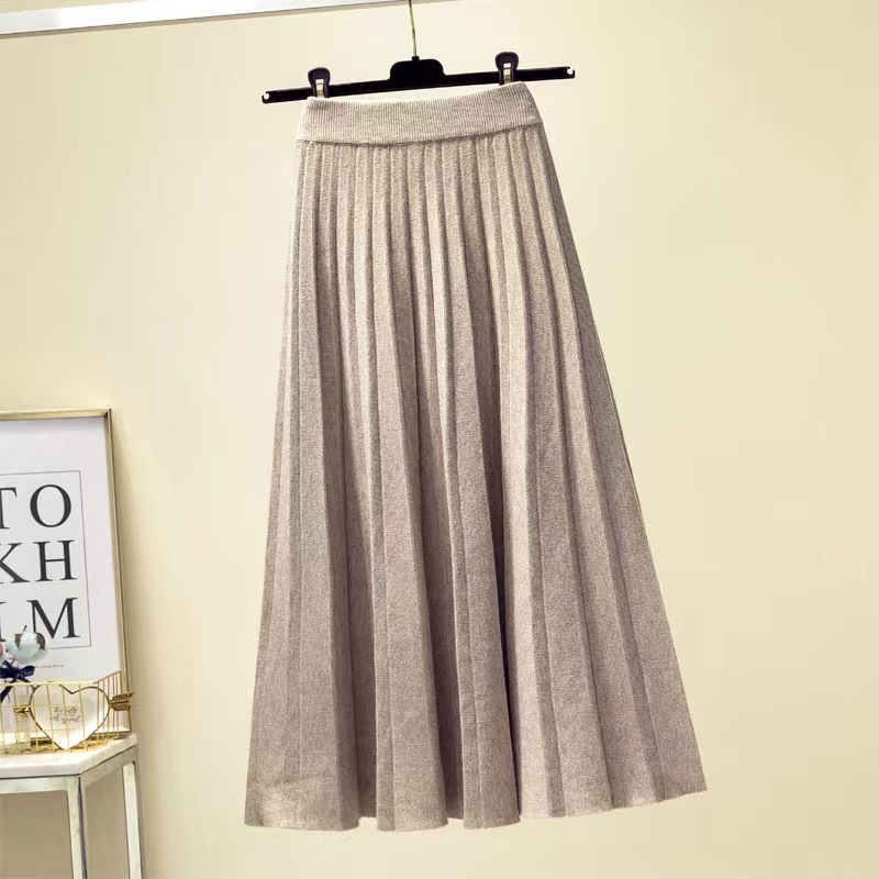 2023 Autumn and winter high waist knitted skirt women's mid-length wool A-line swing preppy pleated skirt thickened style