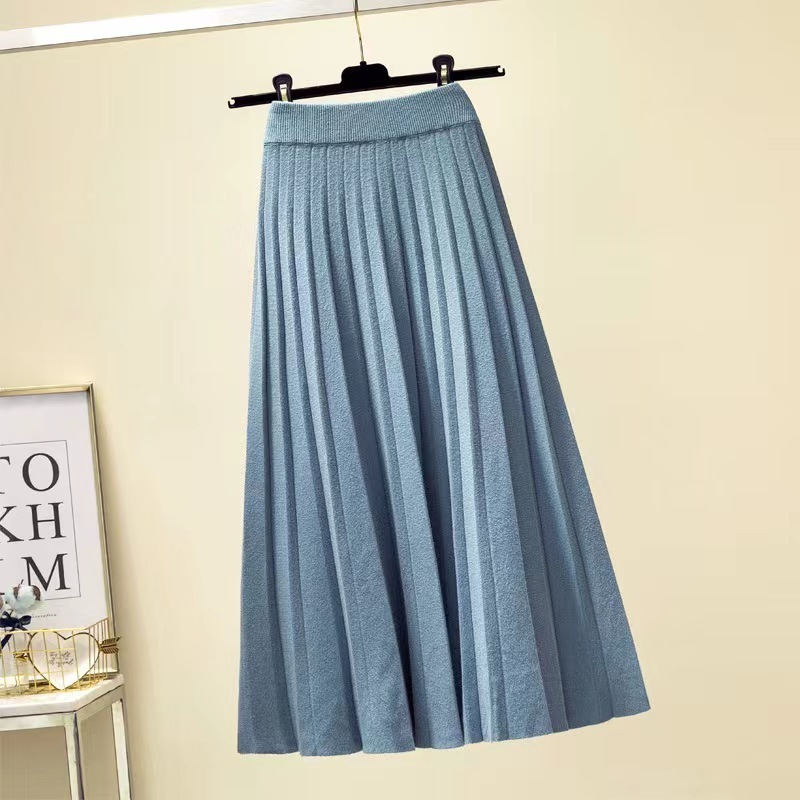 2023 Autumn and winter high waist knitted skirt women's mid-length wool A-line swing preppy pleated skirt thickened style