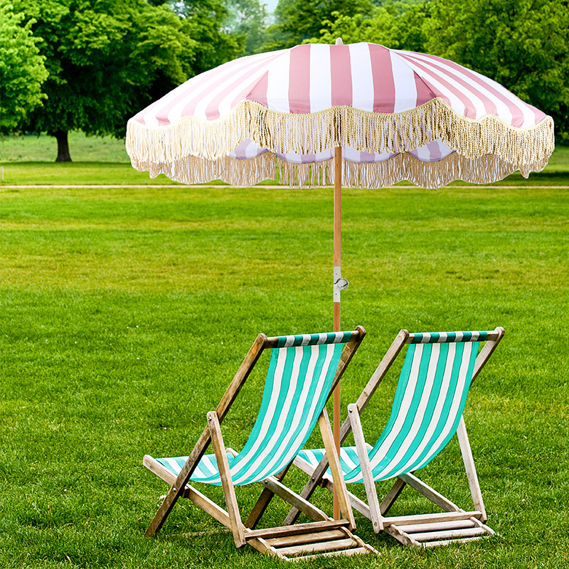 Fringed garden courtyard sun umbrella villa pool terrace shade steerable european wooden pole beach umbrella