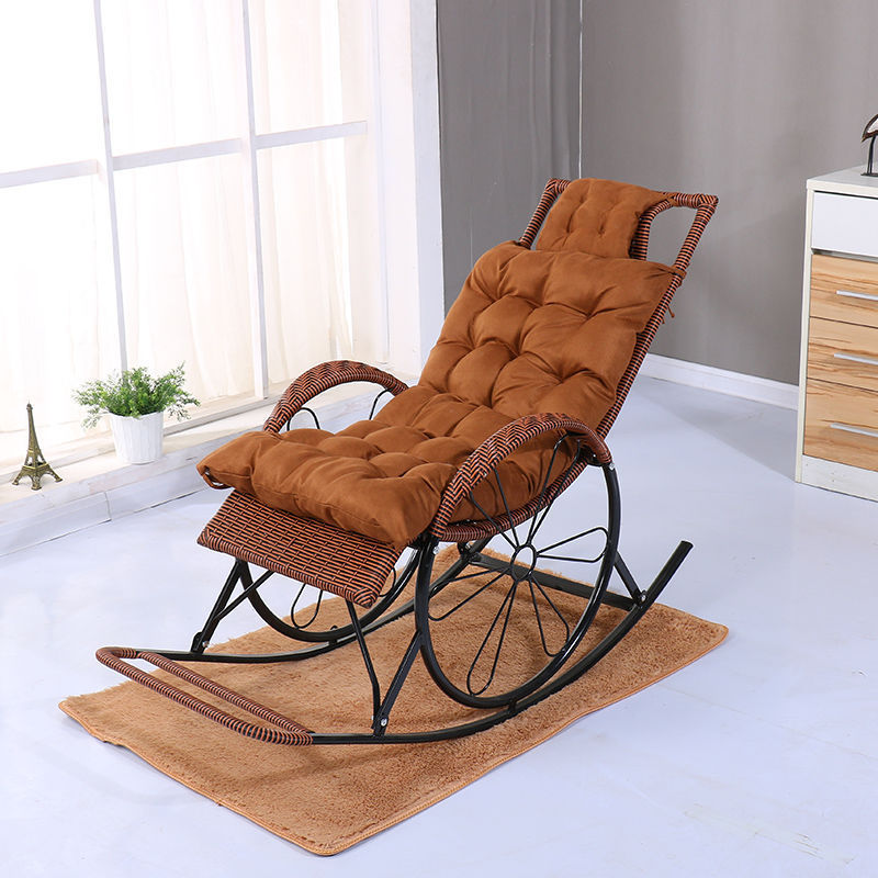 Adult Sun Lounge Rocking Chair for Balcony Nap and Beach Leisure Easy-to-Use Wood Lazy Chair for Hotels and Outdoor Spaces