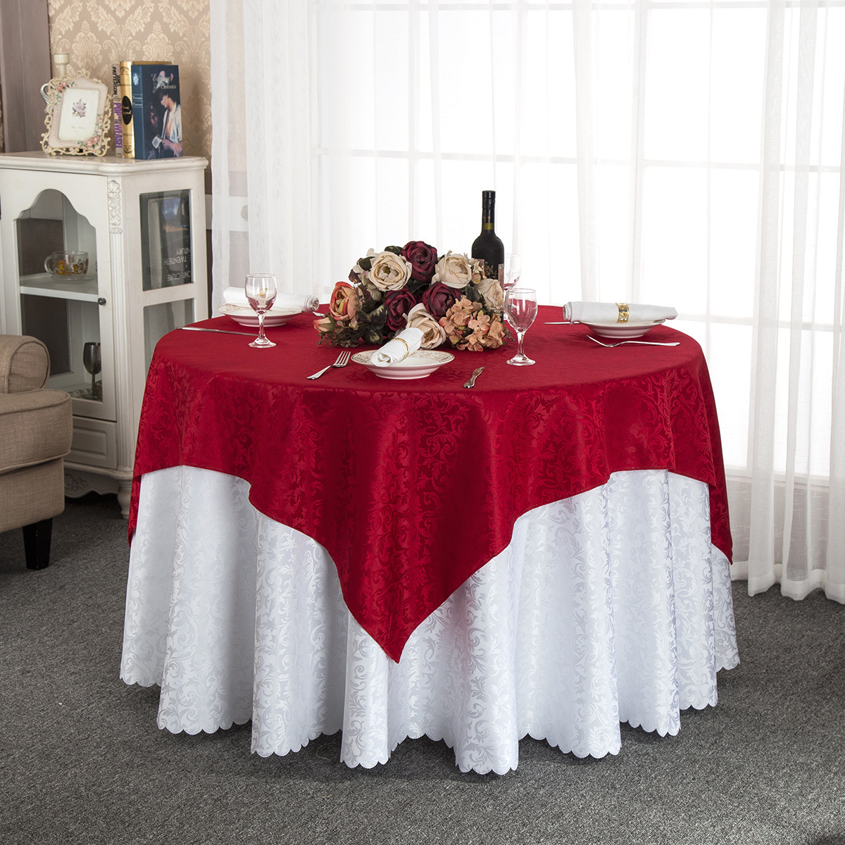 Best Sale Jacquard Table Decoration Covers Wedding Red Circle Round Table Cloth For Banquet Party Polyester Satin Tablecloth