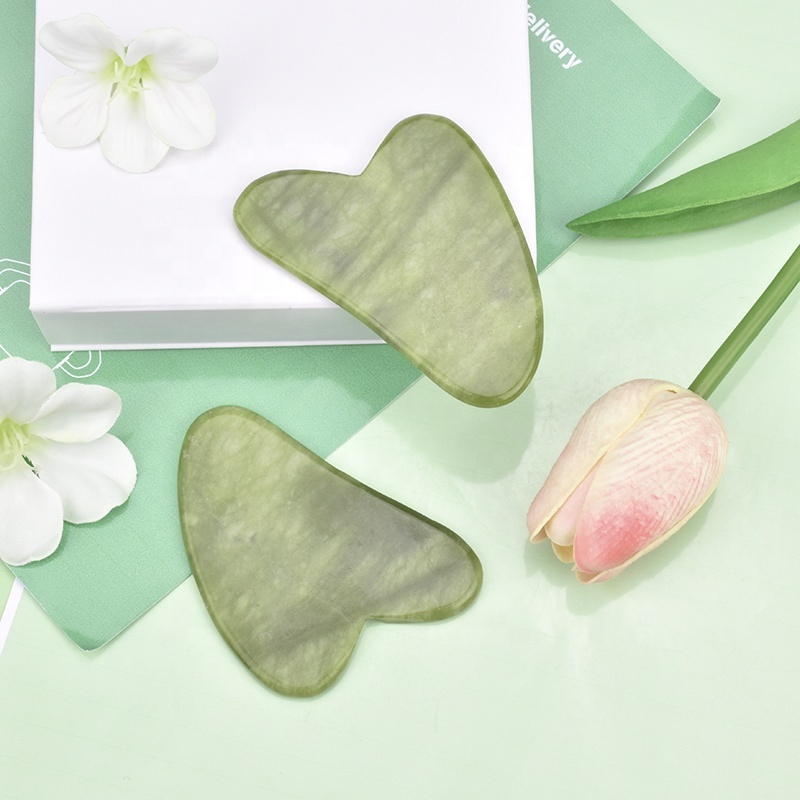 Hanhe OEM Natural Stone Facial Massage Tool Authentic Jade Guasha Heart Shaped Green Jade Gua Sha