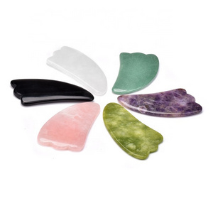 Wholesale Anti Aging Crystal Jade Face Massager Natural Jade Feng Facial Scraper Horn Shape Green Aventurine Gua Sha with box