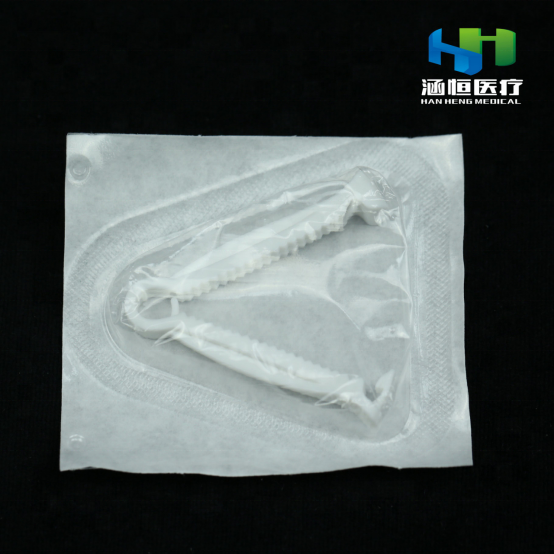 Consumables gynecologic medical umbilical cord clamp for gynecological examination