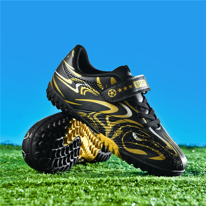 Patented new youth and children's football shoes cross-border main push 30-38 yards, large quantity discount