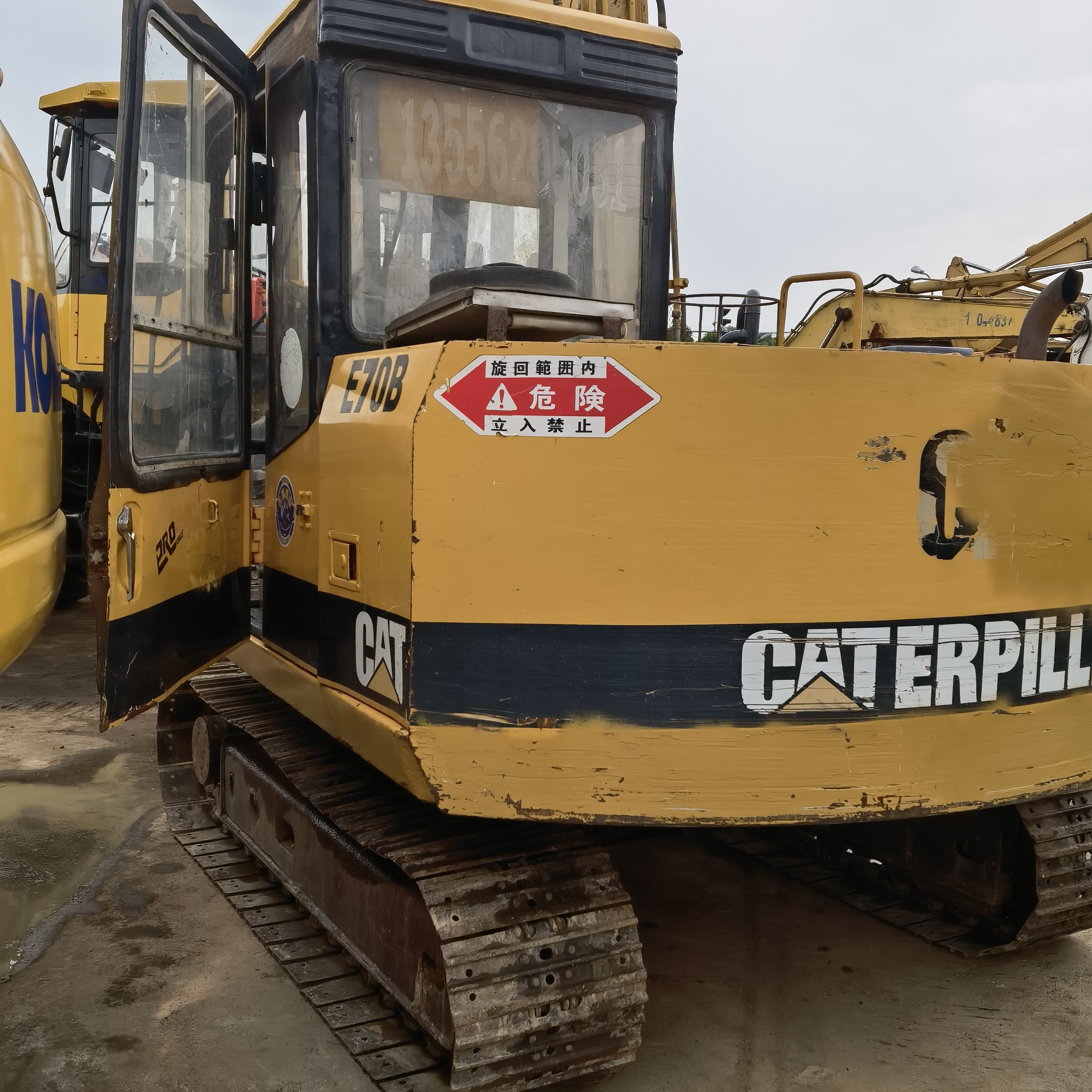 Used Japan caterpillar E70B Crawler Excavator cat E70B Secondhand Hydraulic Excavators for Sale cheap  in yard for sale