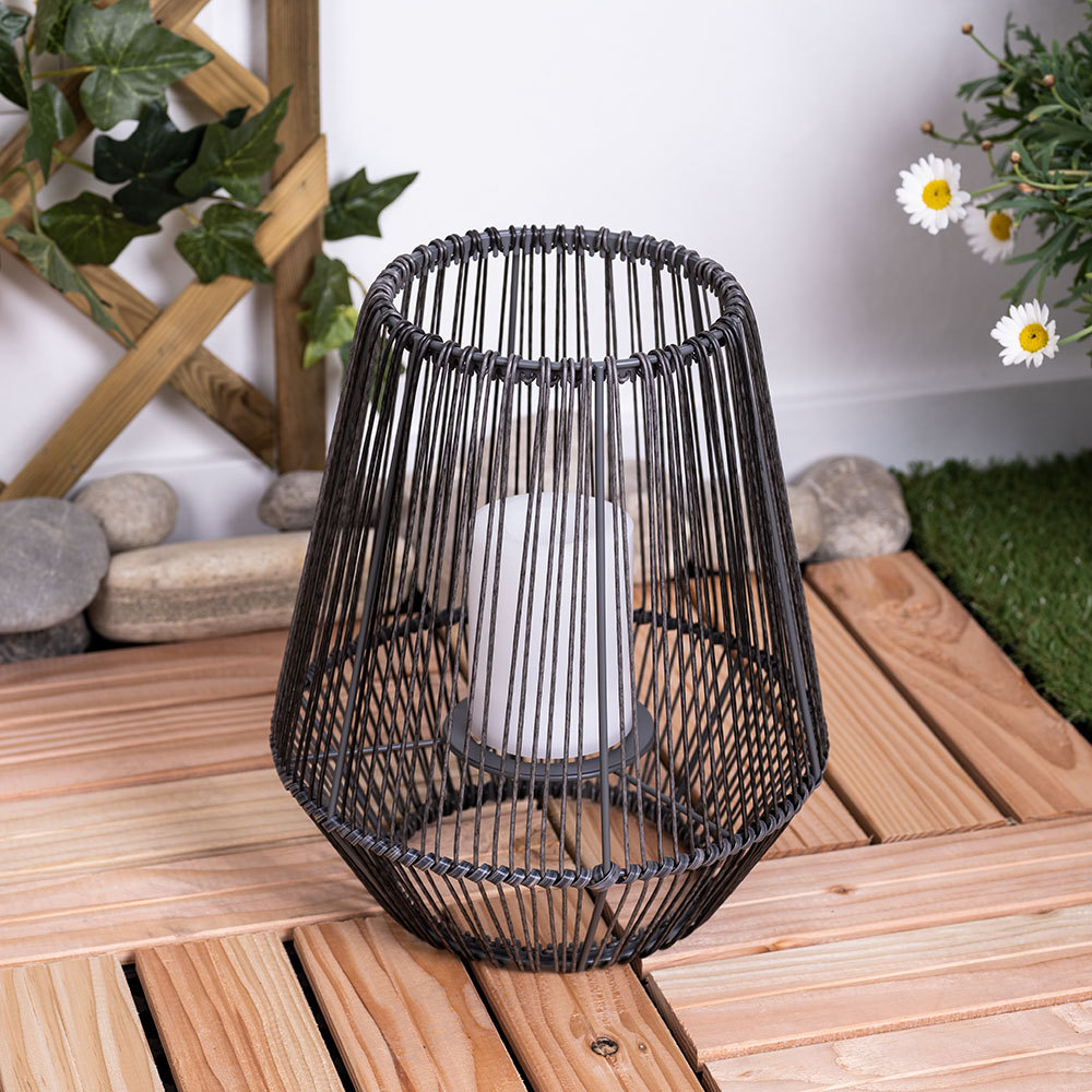 Factory Wholesale Waterproof Outdoor Patio Decorative Large Size Black  LED Solar Candle Plastic Garden Rattan Lantern