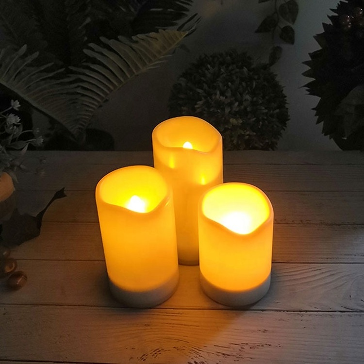 Christmas Factory Rechargeable Outdoor Solar Plastic Pillar Party Event Wax LED Candle Wedding Decor Candles