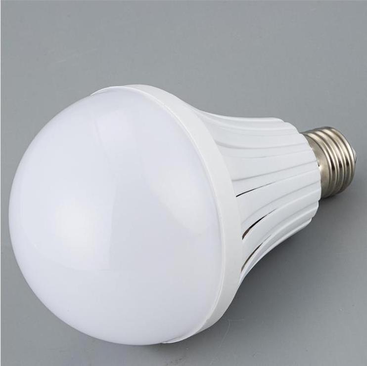 24W LED emergency light water energy bulb automatic charging emergency bulb light when power outage in case of water