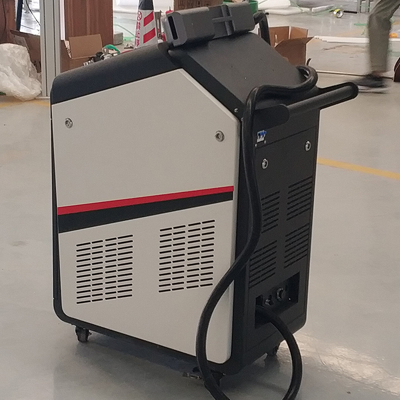 Rust Removal Surface 500w Portable Laser Cleaning Machine Best Price 60W 200W Carbon MAX Metal Head Steel Key Training Power