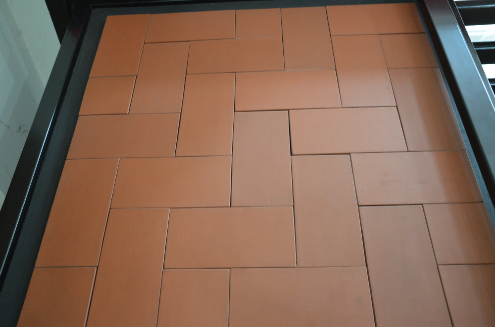 TOP sale popular 270x270mm panel facade step nose terracotta floor tiles