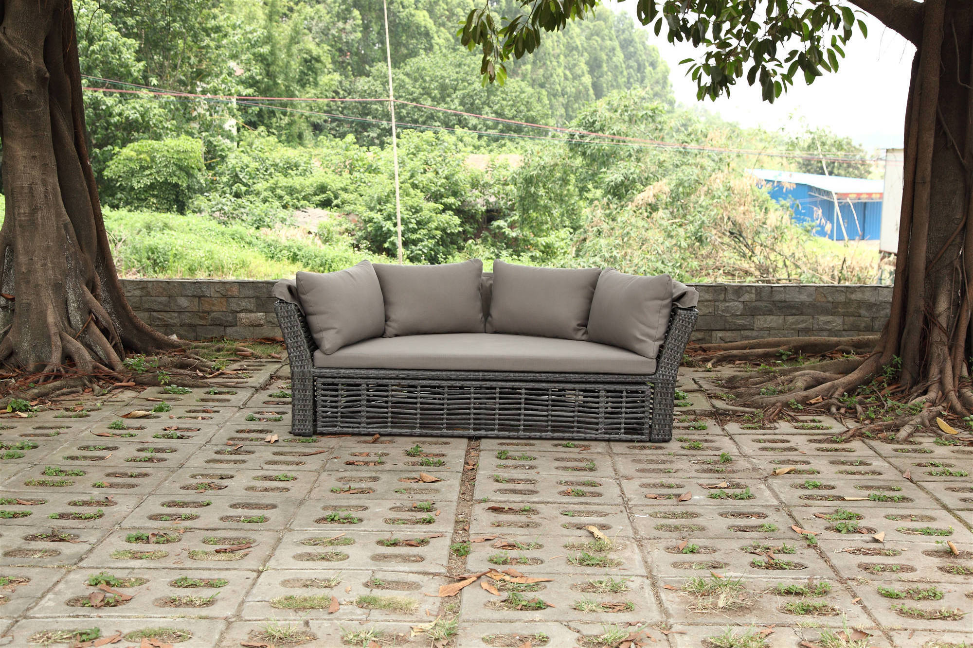 Shape Wicker Daybed Outdoor Sun Bed patio chaise lounge daybed garden furniture rattan day bed