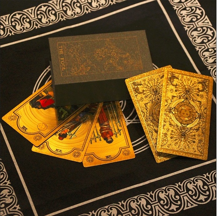 Hot Selling Sun backside  Gold Foil Tarot Card Waterproof PVC Plastic Printing Tarot Divination Board Game