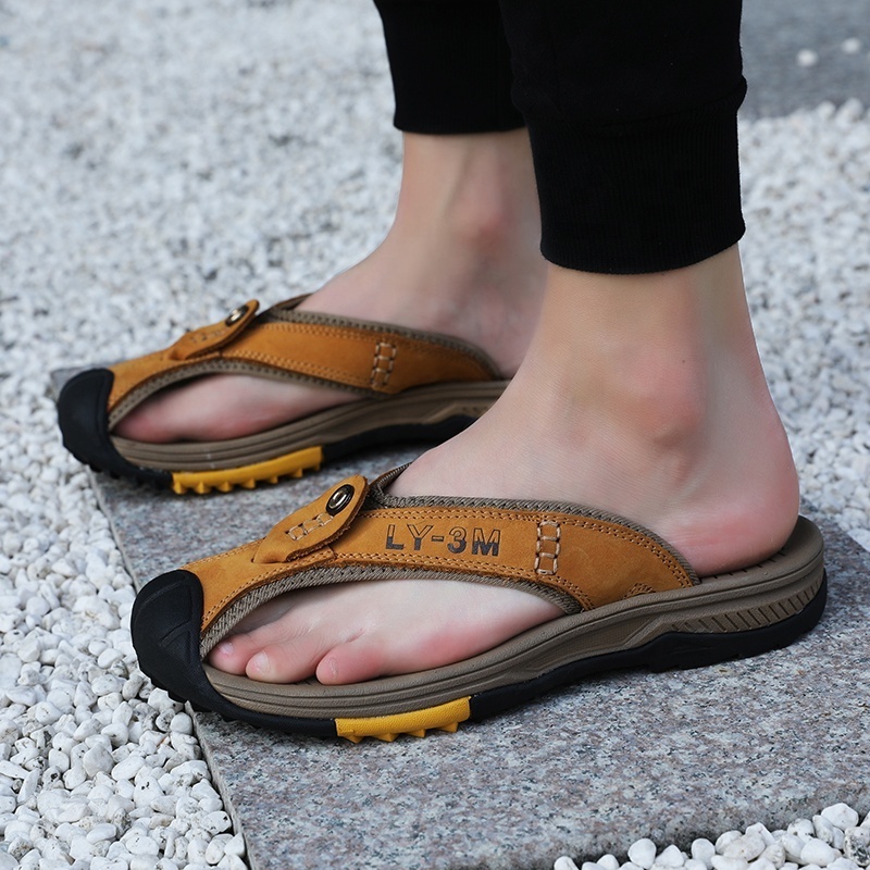 Anti-slippy Mens Indoor and Outdoor Beach Flip Flop Handmade Leather Thong Summer Sandals Shoes Men 2024.