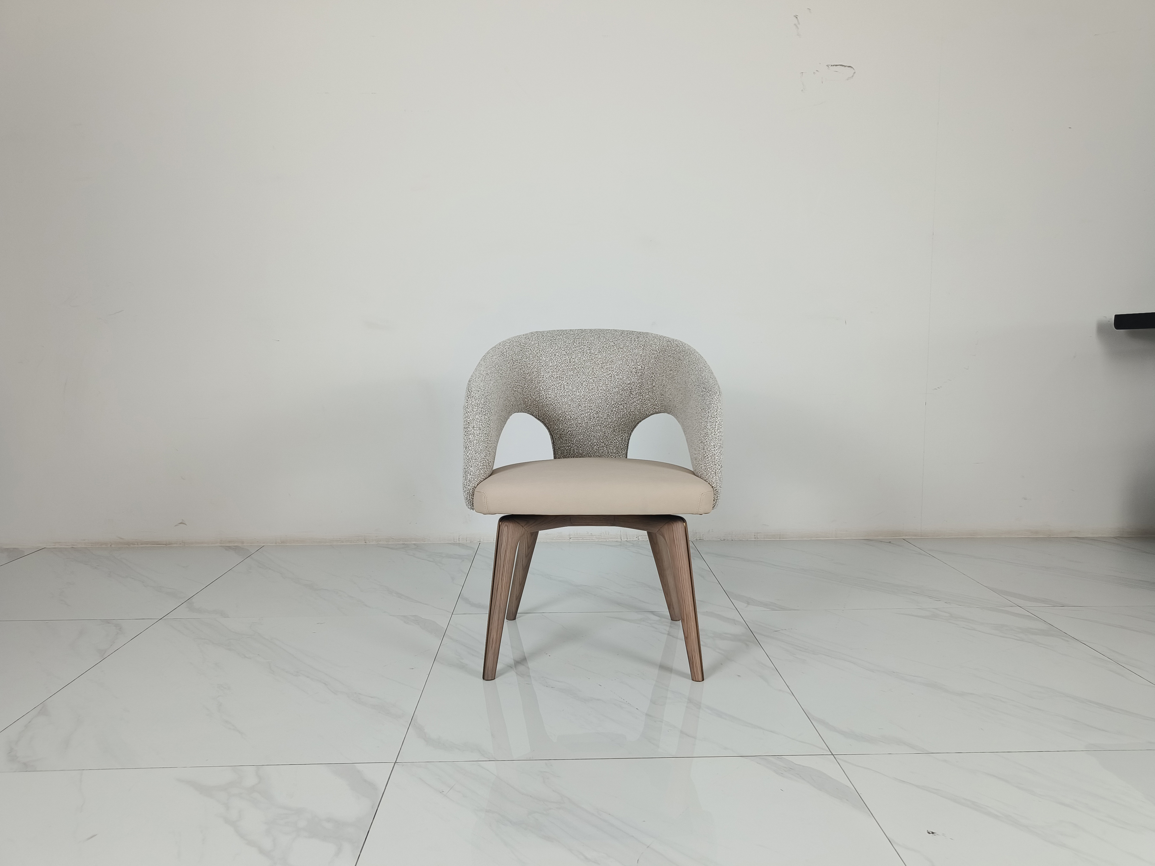 Nordic Modern Linen PU Leather Wooden Beige Dining Chair With Arms