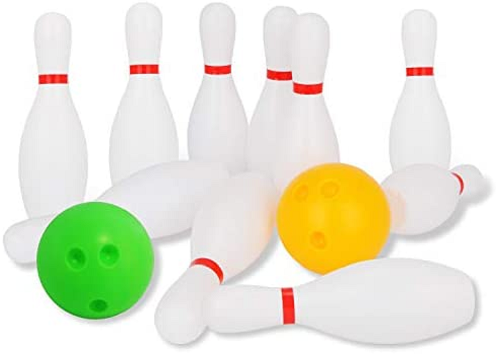 Indoor Sport Toys Plastic Material Bowling Ball and Pin Set Inflatable Bowling Set for Kids and Adults at Reasonable Price