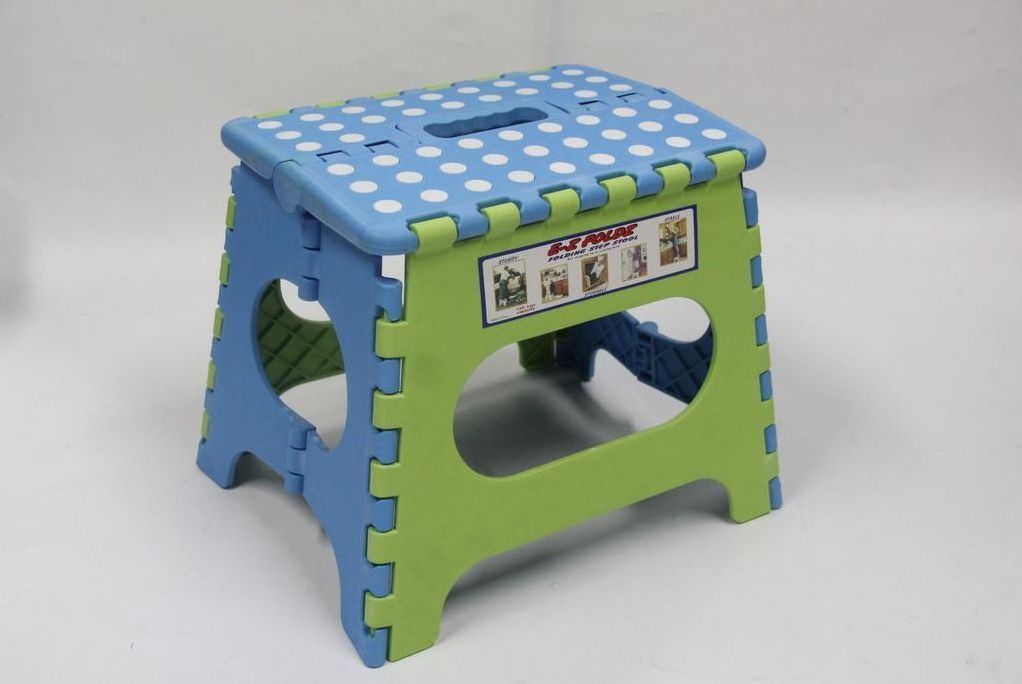 Household Kitchen Outdoor Mini Camping Plastic Kids Portable Folding Step Stool Chairs Plastic Folding Stool