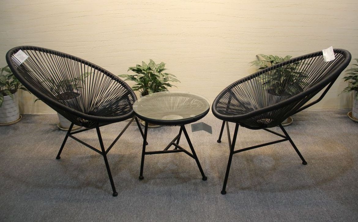 Modern 3-piece Outdoor Bistro Set Iron Metal Table Rattan Chair Pe Material Coffee Table Patio Hotel Garden Stoel Stuhl Sofa Set